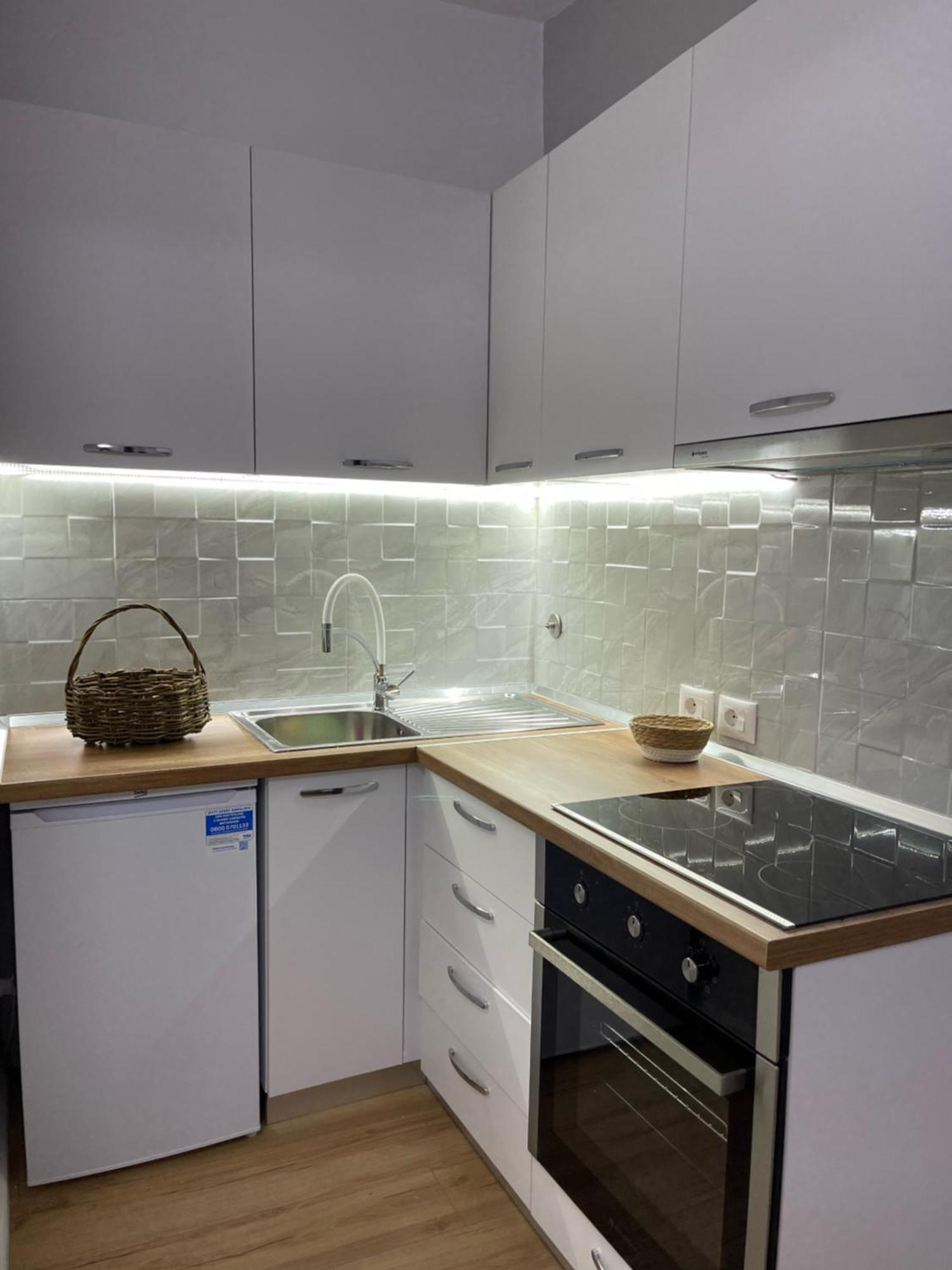 Beratinus Apartment In Berat Center Exteriör bild