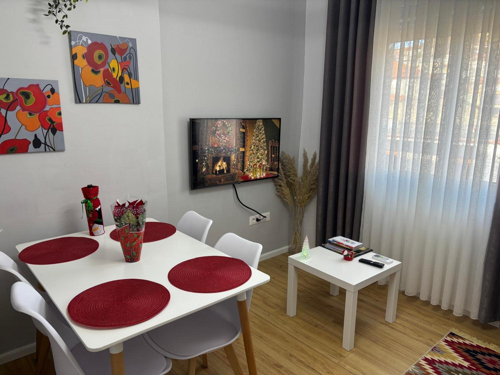 Beratinus Apartment In Berat Center Exteriör bild